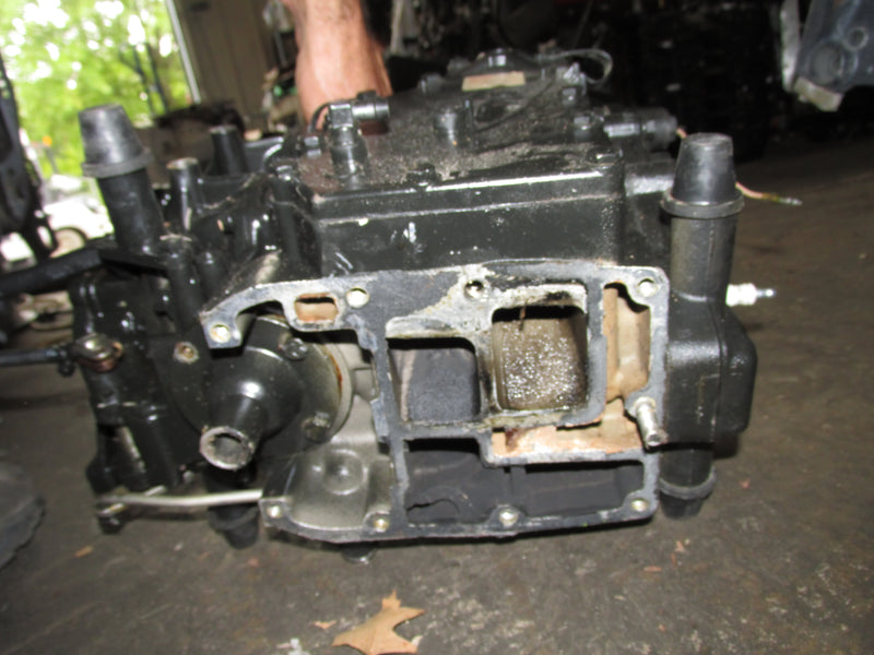 Evinrude Tracker 40hp 2 Stroke Outboard Crankcase Powerhead