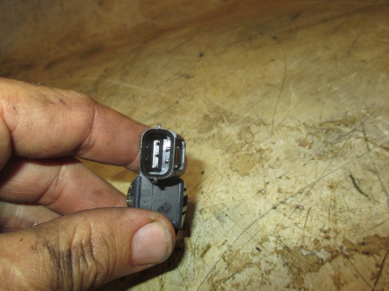 Yamaha 250hp VMAX SHO outboard cam position sensor (6P2-85896-00)