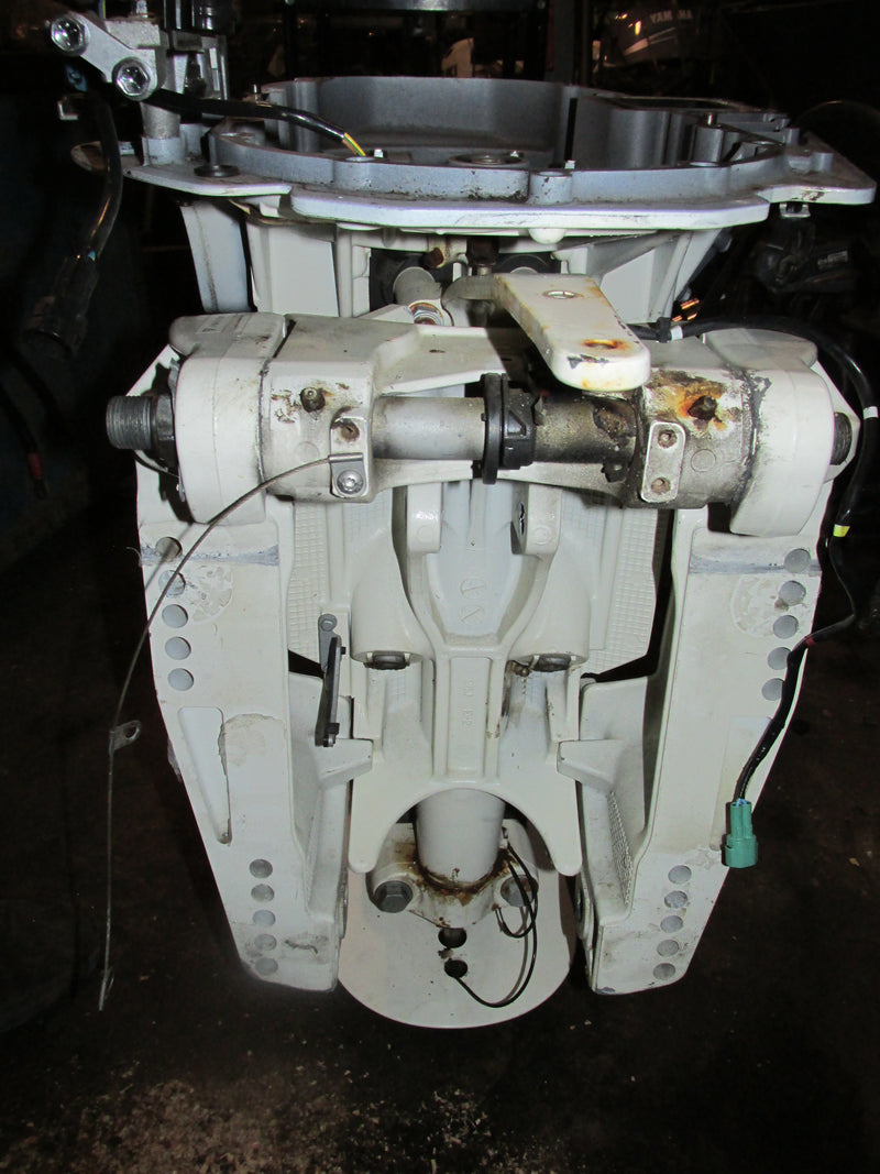 Suzuki DF200A 200hp 4 Stroke Outboard 25" Shaft Midsection