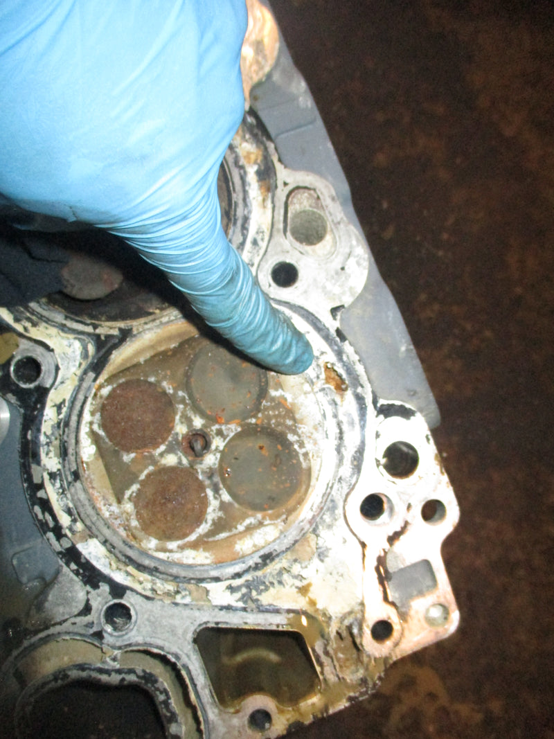 Yamaha 200hp 4 stroke outboard port cylinder head