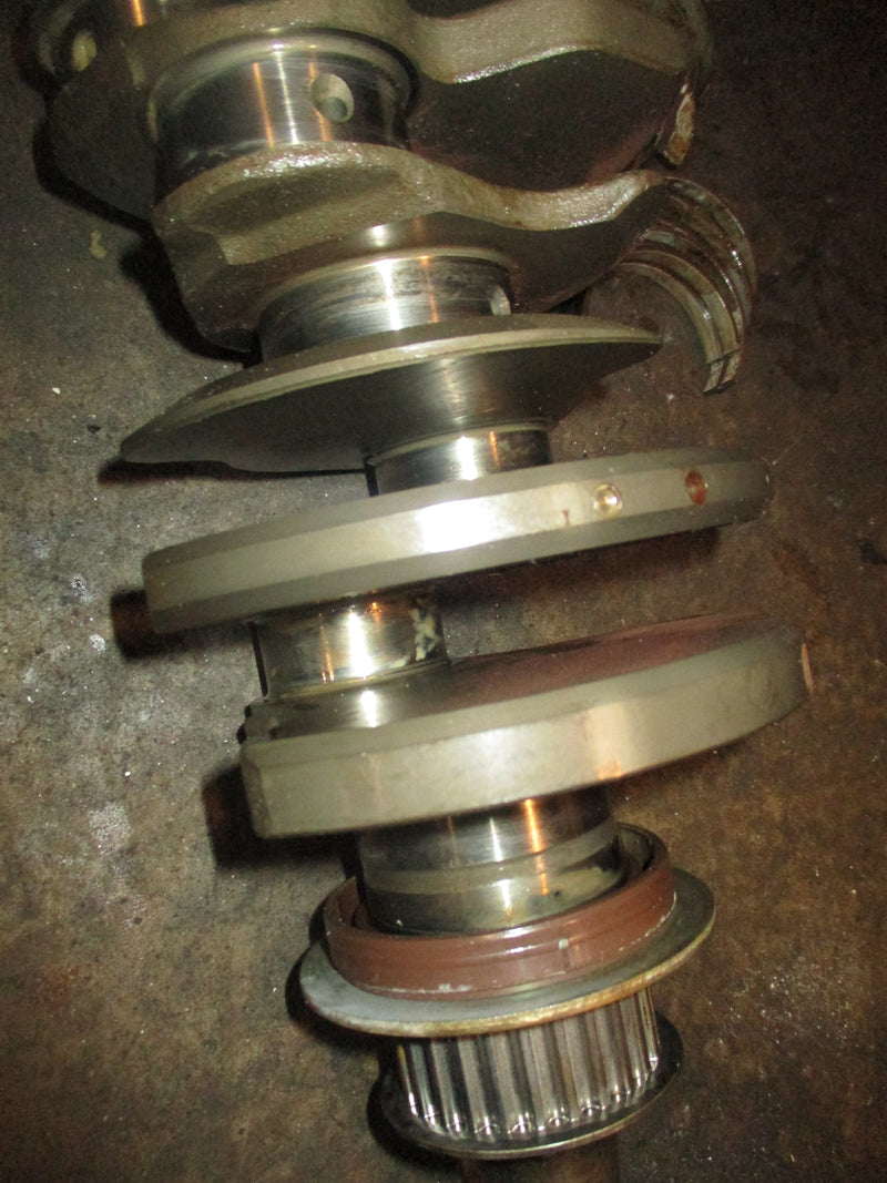Yamaha 200hp 4 stroke outboard crankshaft (69J-11411-00-00)