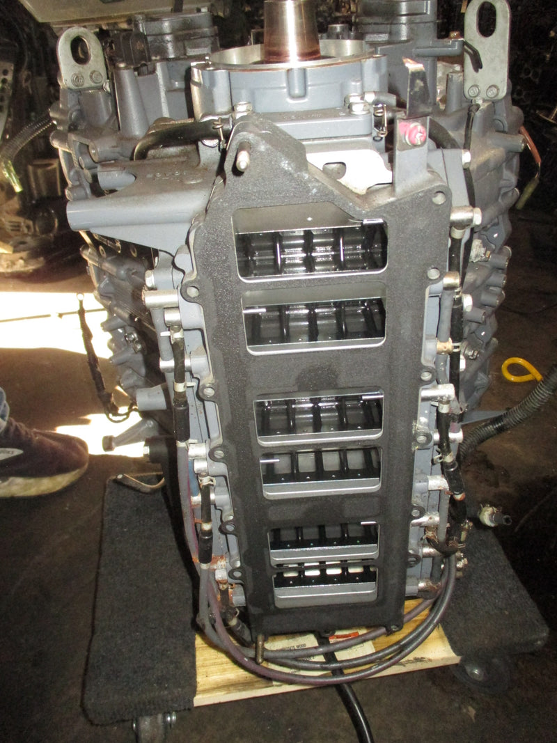 Yamaha 300hp HPDI 2 Stroke outboard crankcase powerhead
