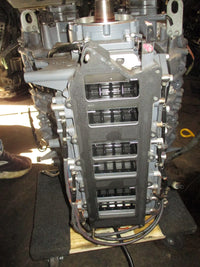 Load image into Gallery viewer, Yamaha 300hp HPDI 2 Stroke outboard crankcase powerhead
