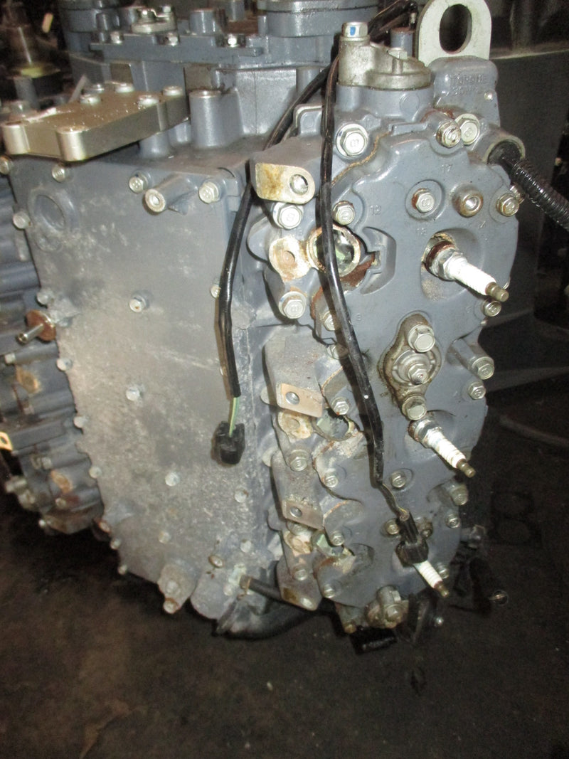 Yamaha 300hp HPDI 2 Stroke outboard crankcase powerhead