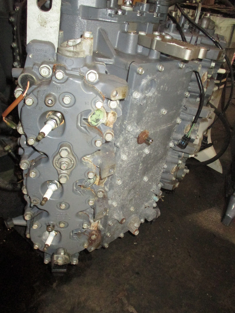 Yamaha 300hp HPDI 2 Stroke outboard crankcase powerhead