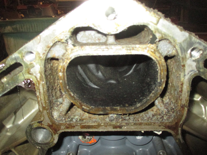 Yamaha 225hp 3.3L 4 Stroke outboard Crankcase Block (Parts)