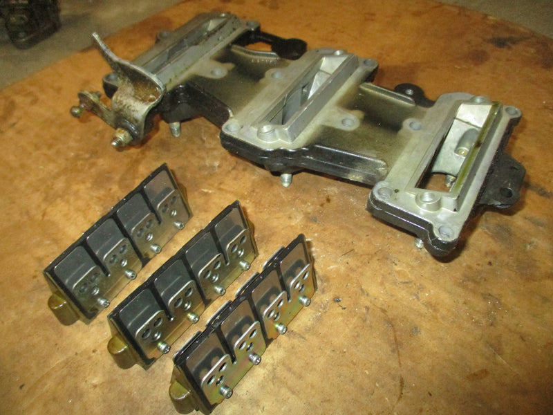 Mercury Force 90hp 2 stroke outboard intake manifold with reeds (825915C1)