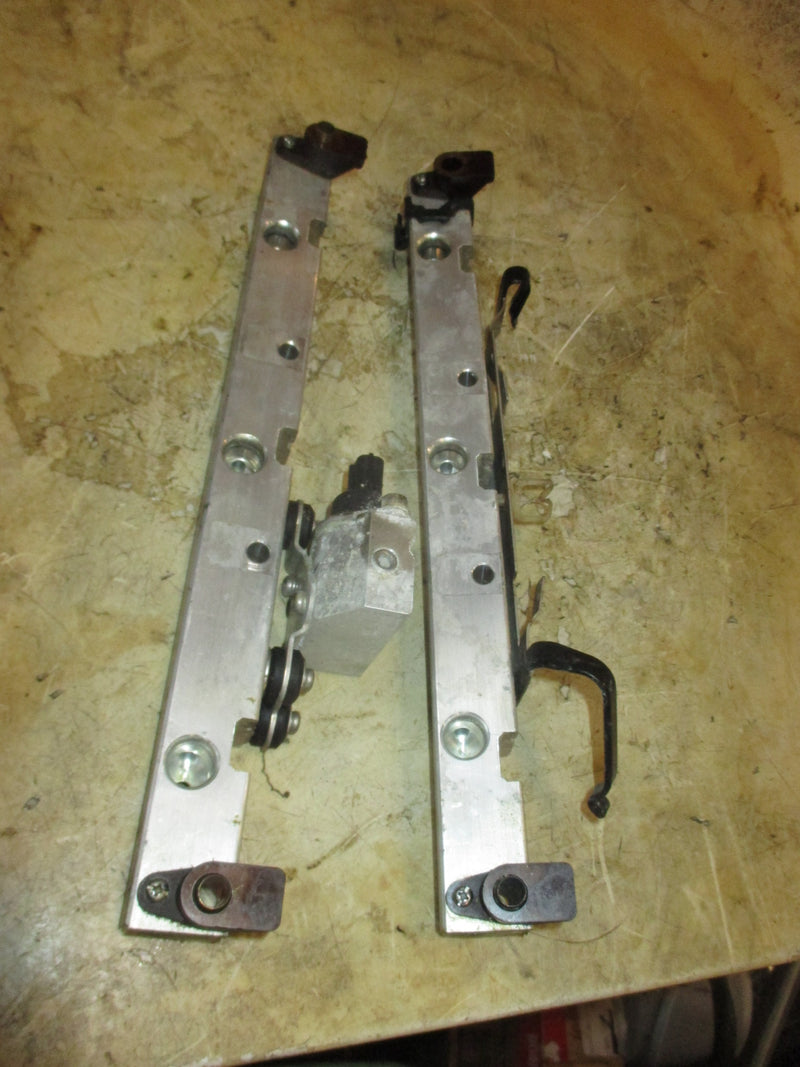 Yamaha 300hp HPDI 2 Stroke outboard fuel rail set (60V-13161-00)
