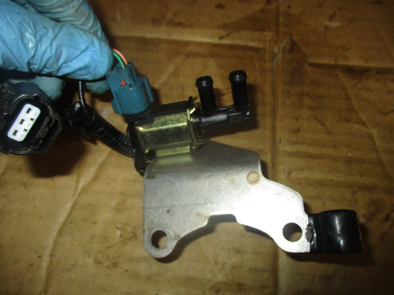 Yamaha 250hp 4 stroke 3.3L outboard solenoid valve 6C5-86120-00