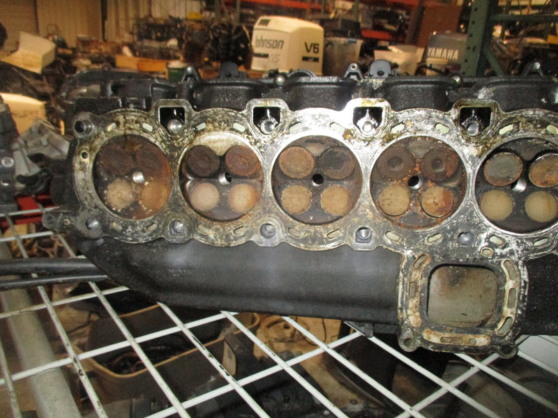 Mercury Verado 300hp outboard cylinder head (880536A)