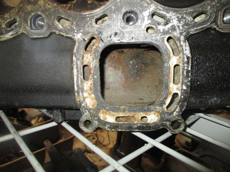 Mercury Verado 300hp outboard cylinder head (880536A)