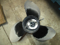 Load image into Gallery viewer, Johnson/Suzuki 90 hp 4 stroke outboard aluminum propeller
