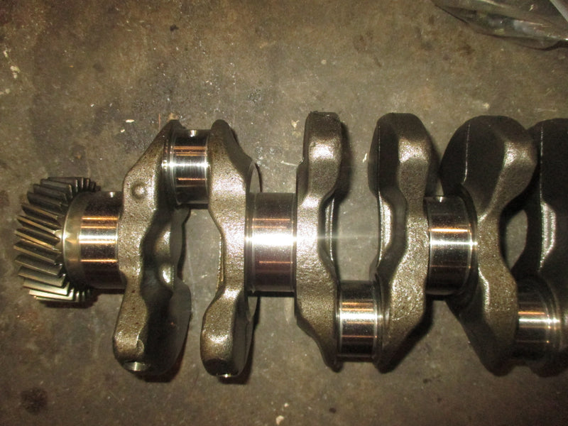Suzuki DF115 115hp 4 Stroke outboard Crankshaft