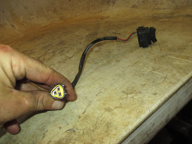 Yamaha 300hp HPDI 2 Stroke outboard tilt trim switch (69J-82563-00)