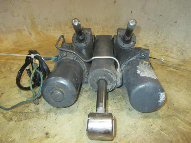 Yamaha 300hp HPDI 2 Stroke outboard tilt trim unit