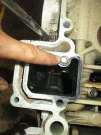 Load image into Gallery viewer, Johnson / Suzuki DF 90- 140 hp 4 stroke outboard 25" Mid Section
