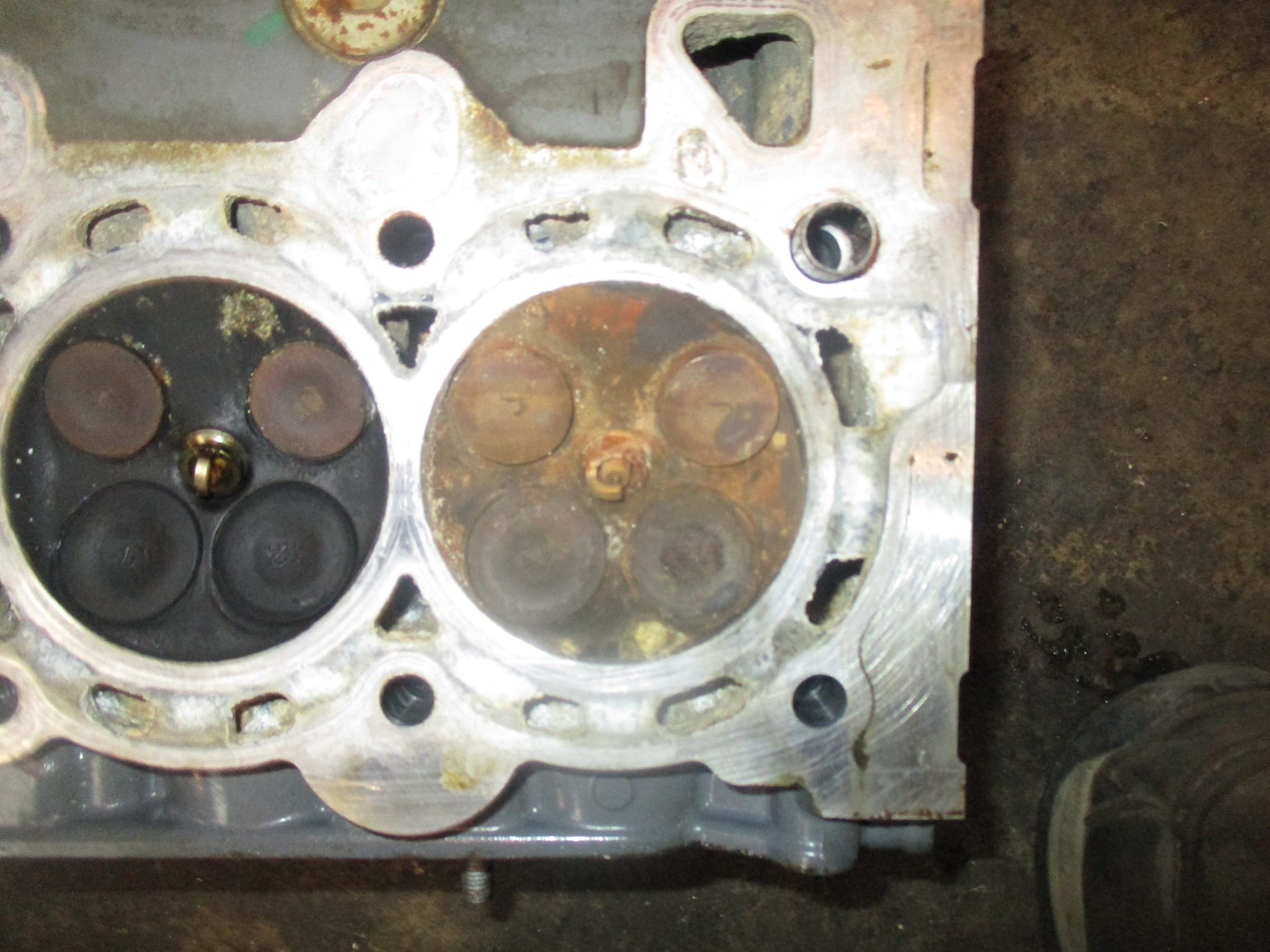 Honda 90hp 4 stroke outboard cylinder head (12210-ZY9-000ZA