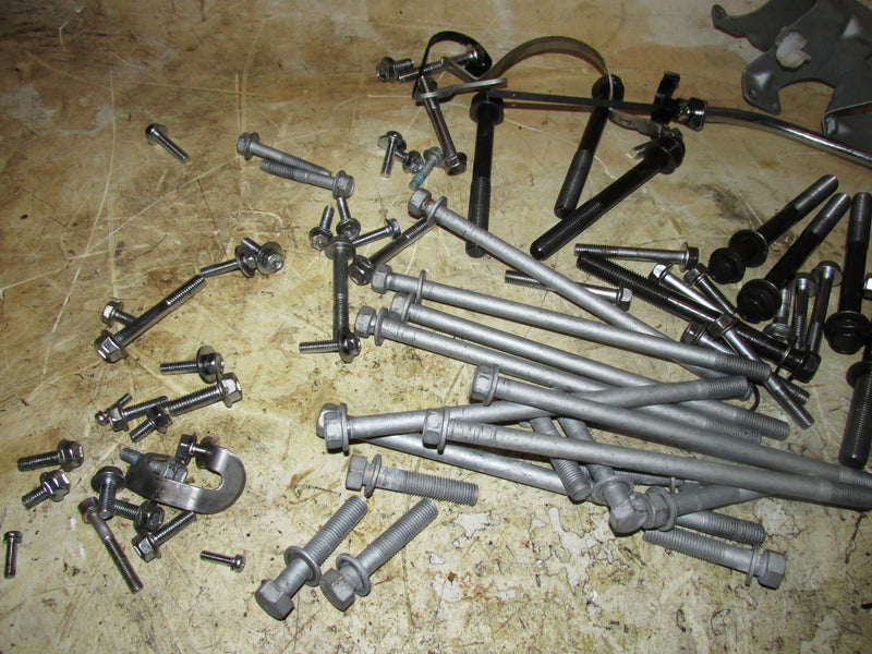 Suzuki DF200A 200hp 4 Stroke Outboard Miscellaneous Bolt Set