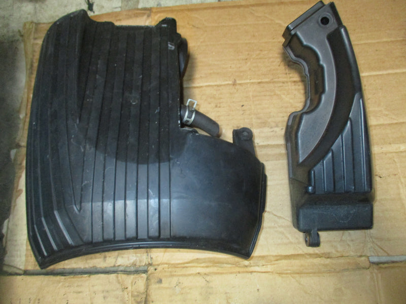 Johnson/Suzuki 90 hp 4 stroke outboard intake silencer (13810-90J00)