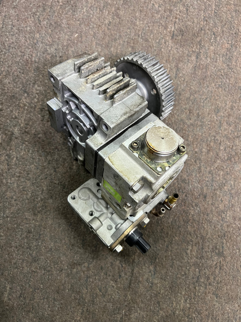 Yamaha 150hp HPDI 2 Stroke outboard Fuel Injection Pump (68F-13910-10)