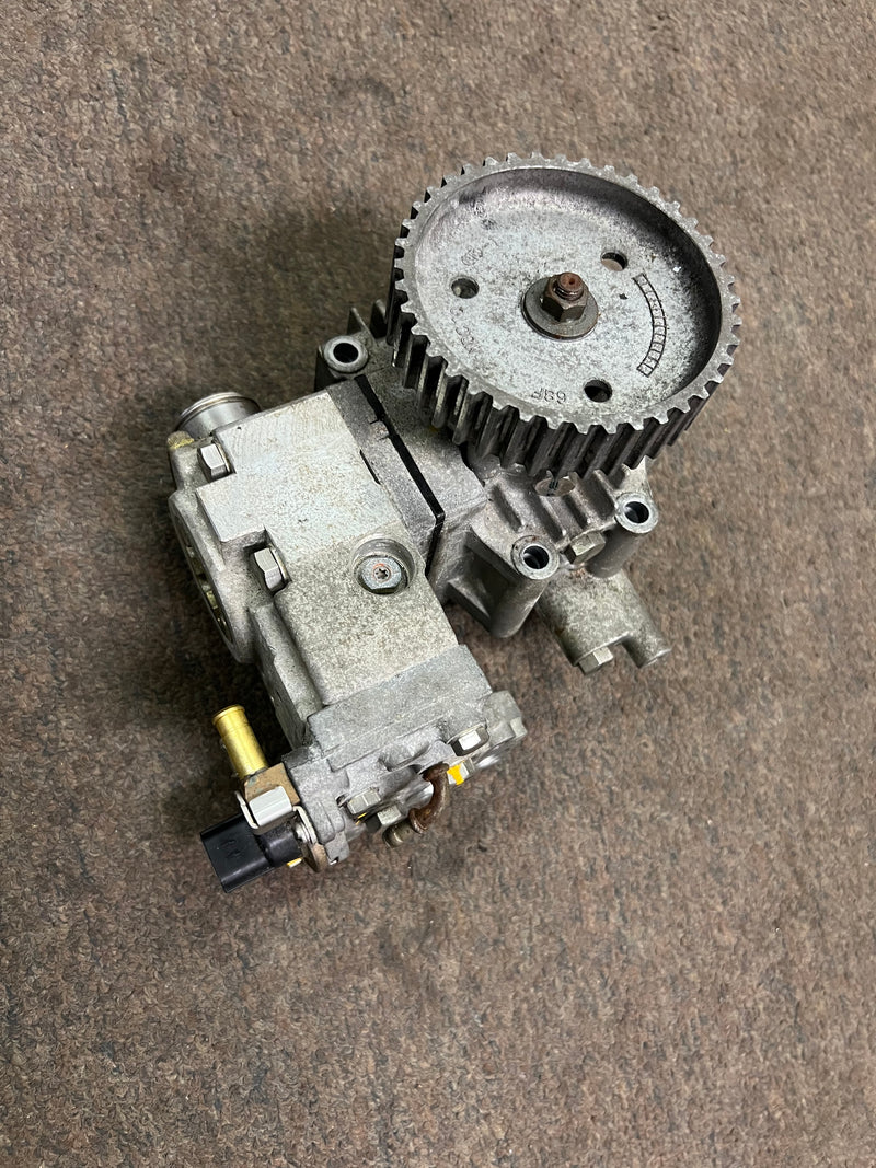 Yamaha 150hp HPDI 2 Stroke outboard Fuel Injection Pump (68F-13910-10)