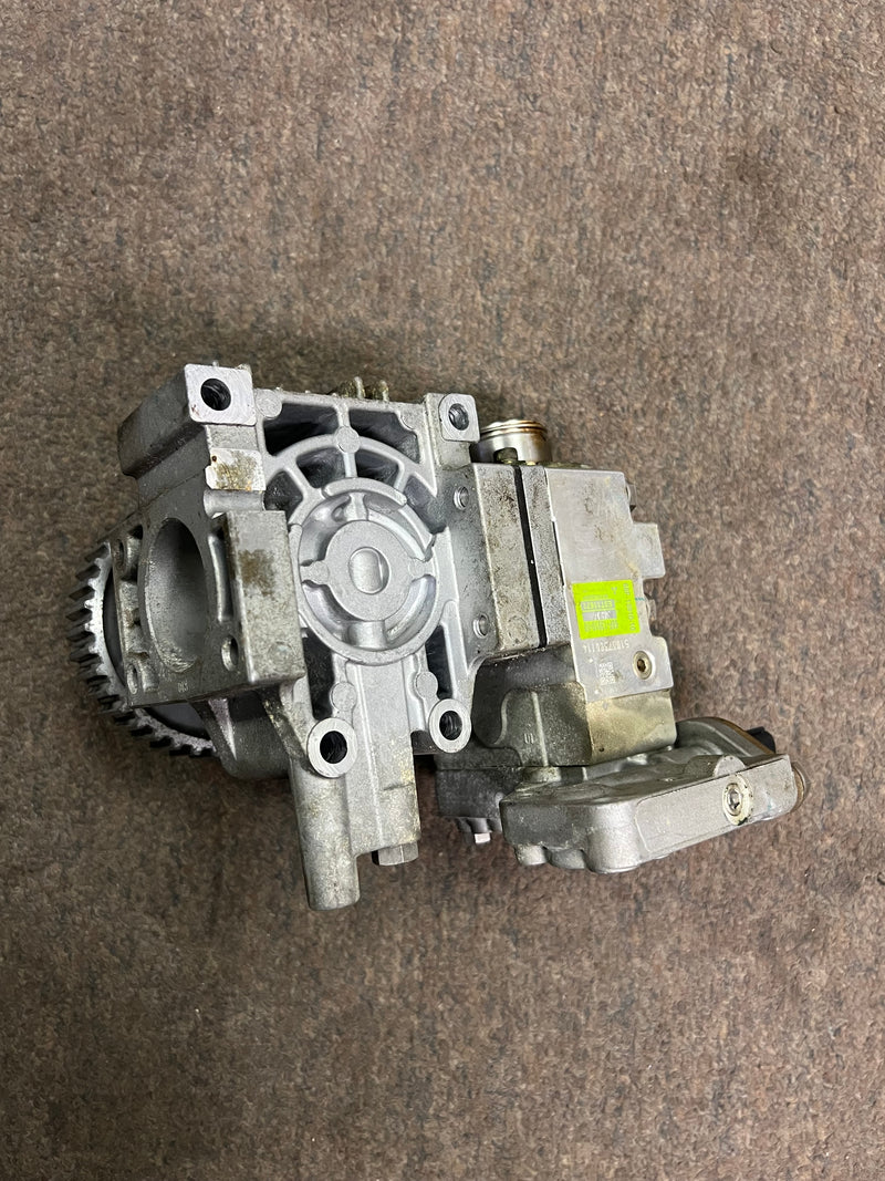 Yamaha 150hp HPDI 2 Stroke outboard Fuel Injection Pump (68F-13910-10)