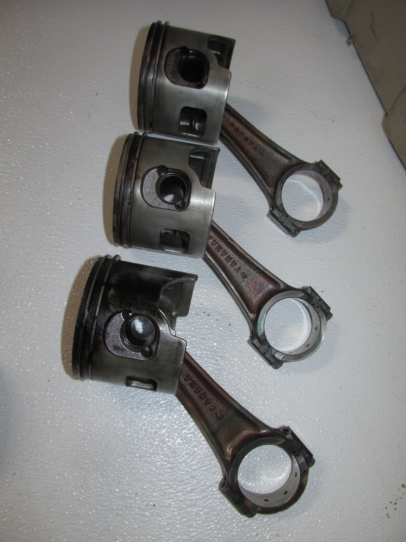 Yamaha 200hp HPDI 2 Stroke Outboard Starboard piston/rod set of 3 (68F-01)