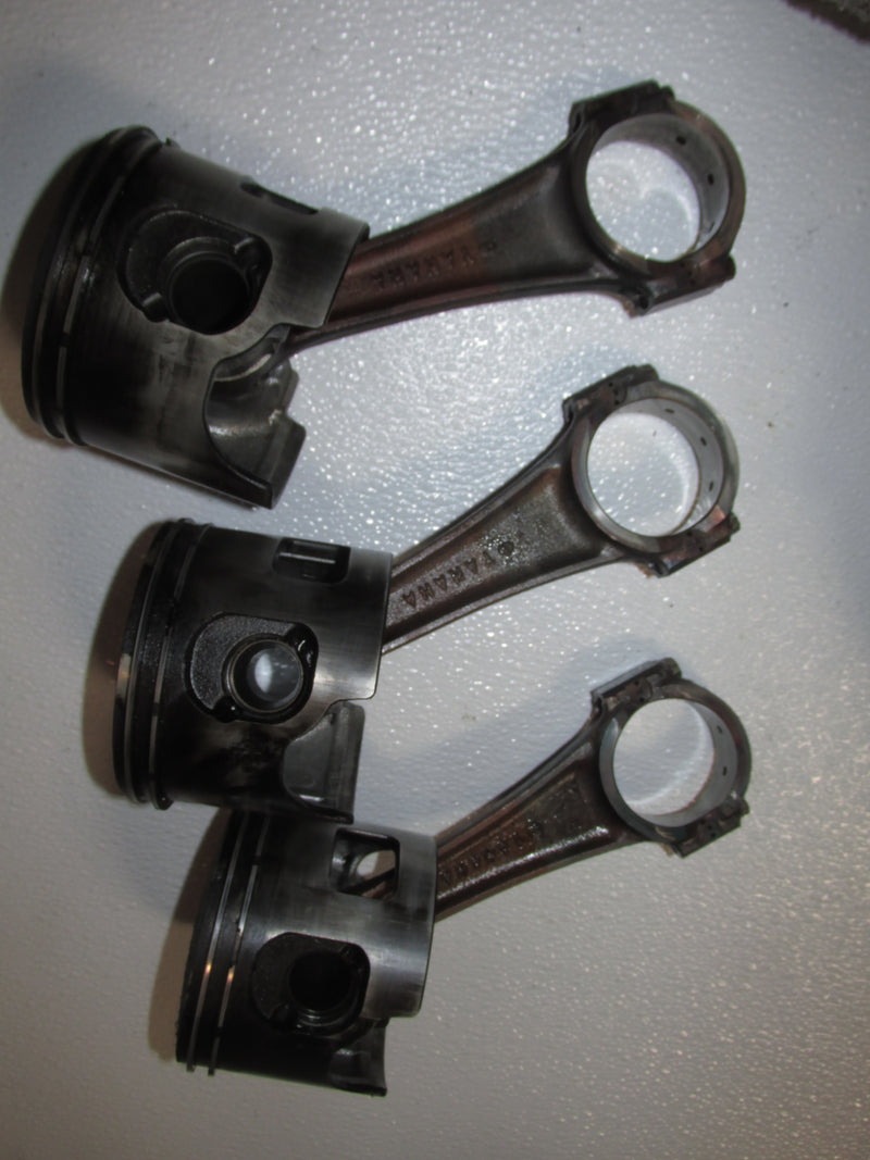 Yamaha 200hp HPDI 2 Stroke Outboard Port piston/rod set of 3 (68F-01)