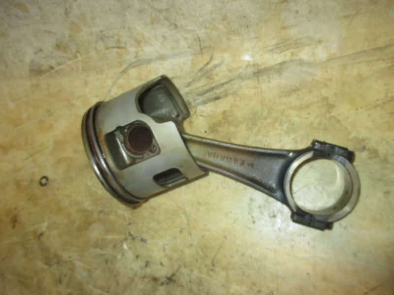Yamaha 115hp 2 stroke outboard Starboard Piston and Rod (6R5-11)
