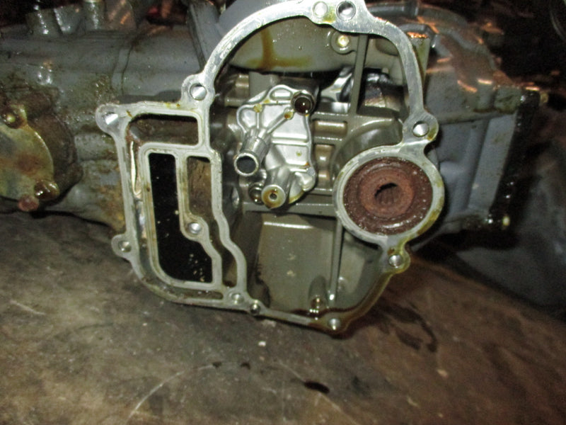 Honda BF20 20hp 4 stroke outboard crankcase powerhead