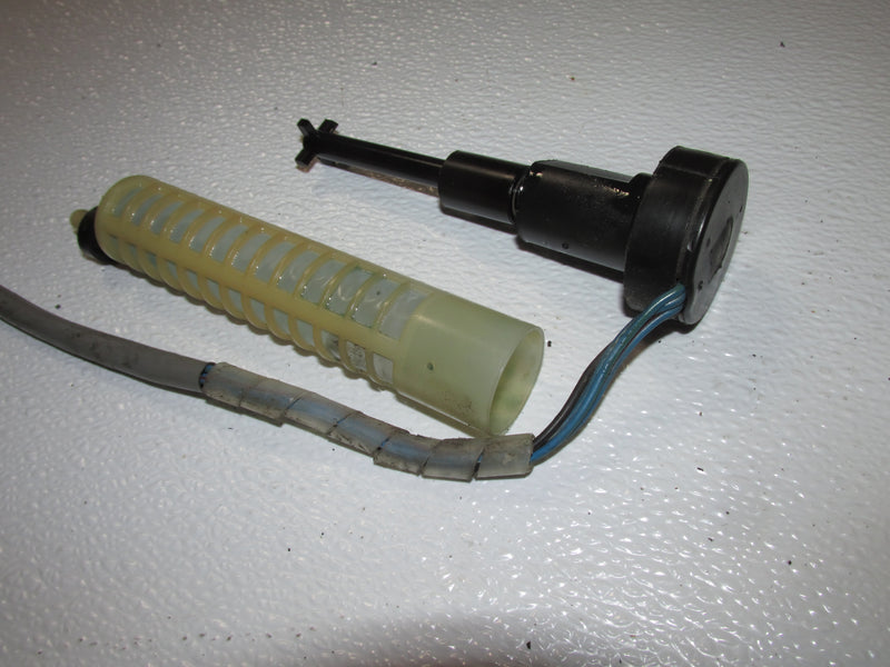 Yamaha 200hp HPDI 2 Stroke Outboard Oil level sender (67H-85730-00-00)