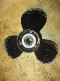 Load image into Gallery viewer, 2007 Suzuki DF50 50hp 4 stroke outboard Aluminum Propellor 11.4x12
