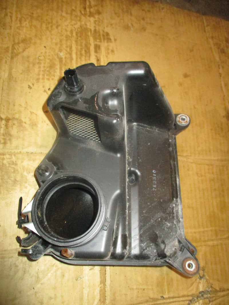 Honda 90hp 4 stroke outboard intake silencer (17371-ZY9-000)