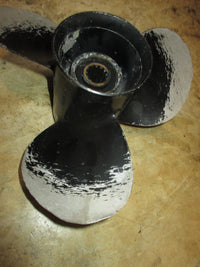 Load image into Gallery viewer, 2007 Suzuki DF50 50hp 4 stroke outboard Aluminum Propellor 11.4x12
