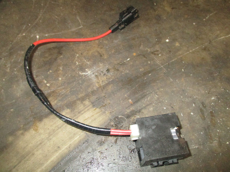 Yamaha SWS 150hp 2 stroke outboard fuse box with 2 fuses (61A-82150-00-00)