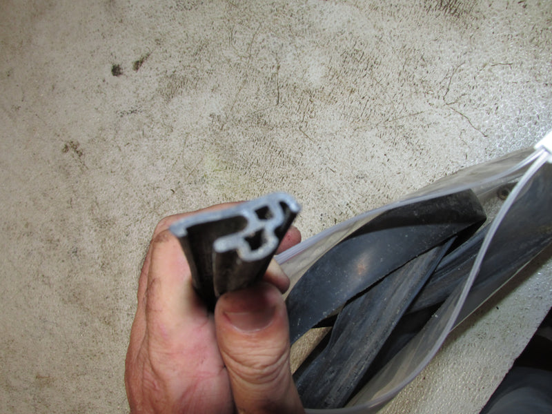 Evinrude 225hp Ocean Pro outboard Cowling Grommet