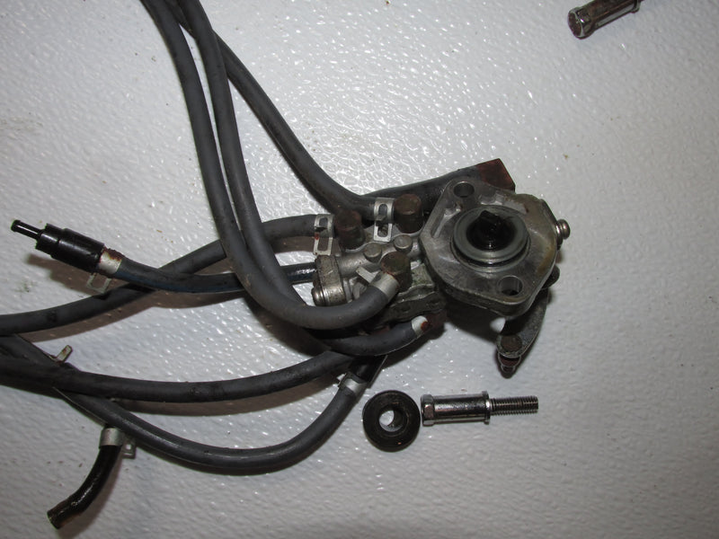 Yamaha 200hp HPDI 2 Stroke Outboard Oil pump (68F-13200-00-00)