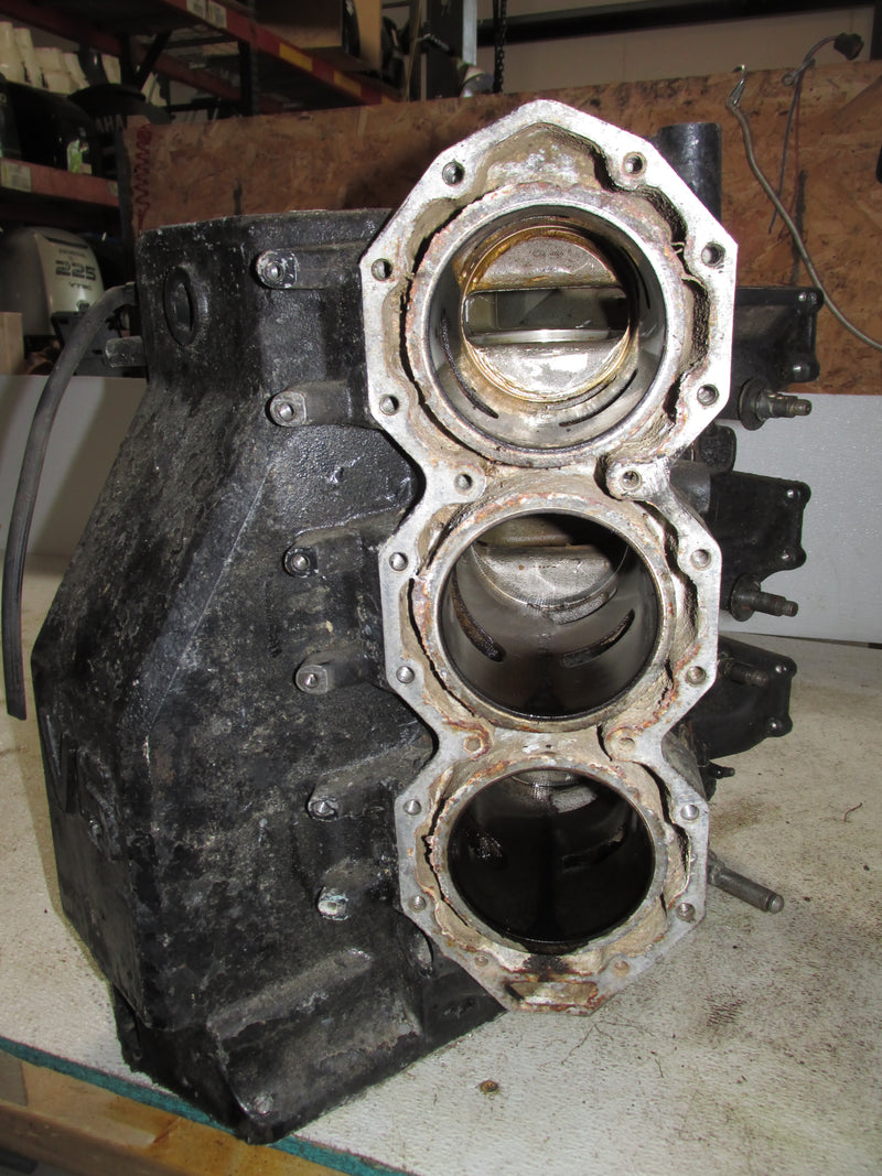 Evinrude 225hp Ocean Pro outboard Crankcase Block (333619)