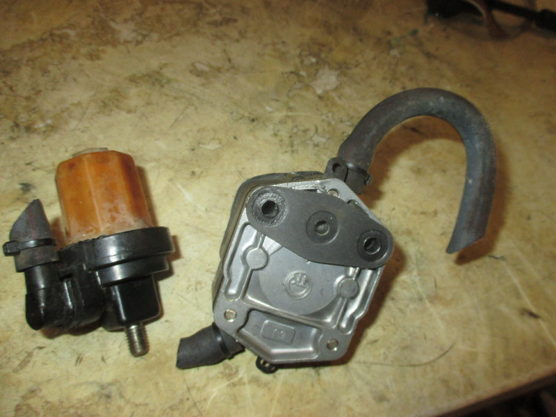 Yamaha 115hp 2 stroke outboard fuel pump and filter (6E5-24410-03-00)