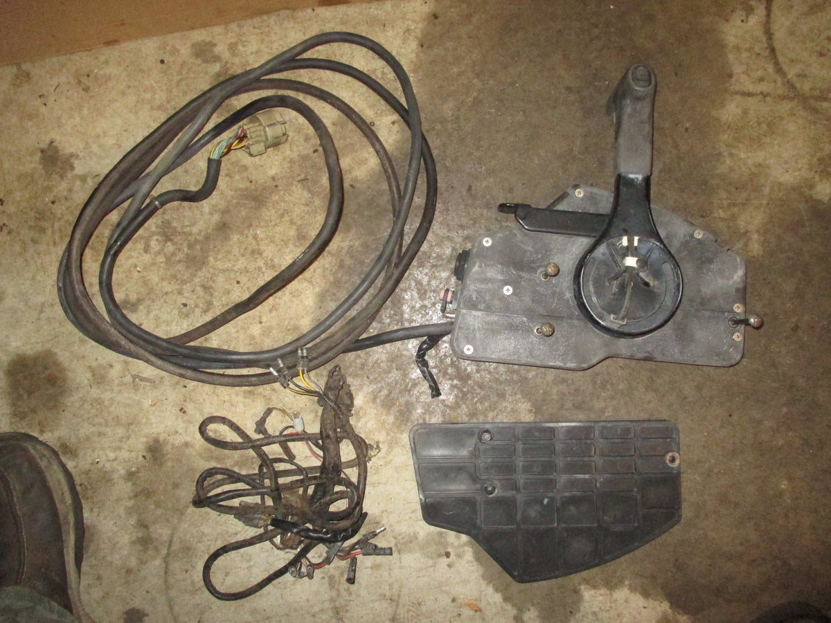 Honda 4 stroke outboard side mount control box 15FT harness no key