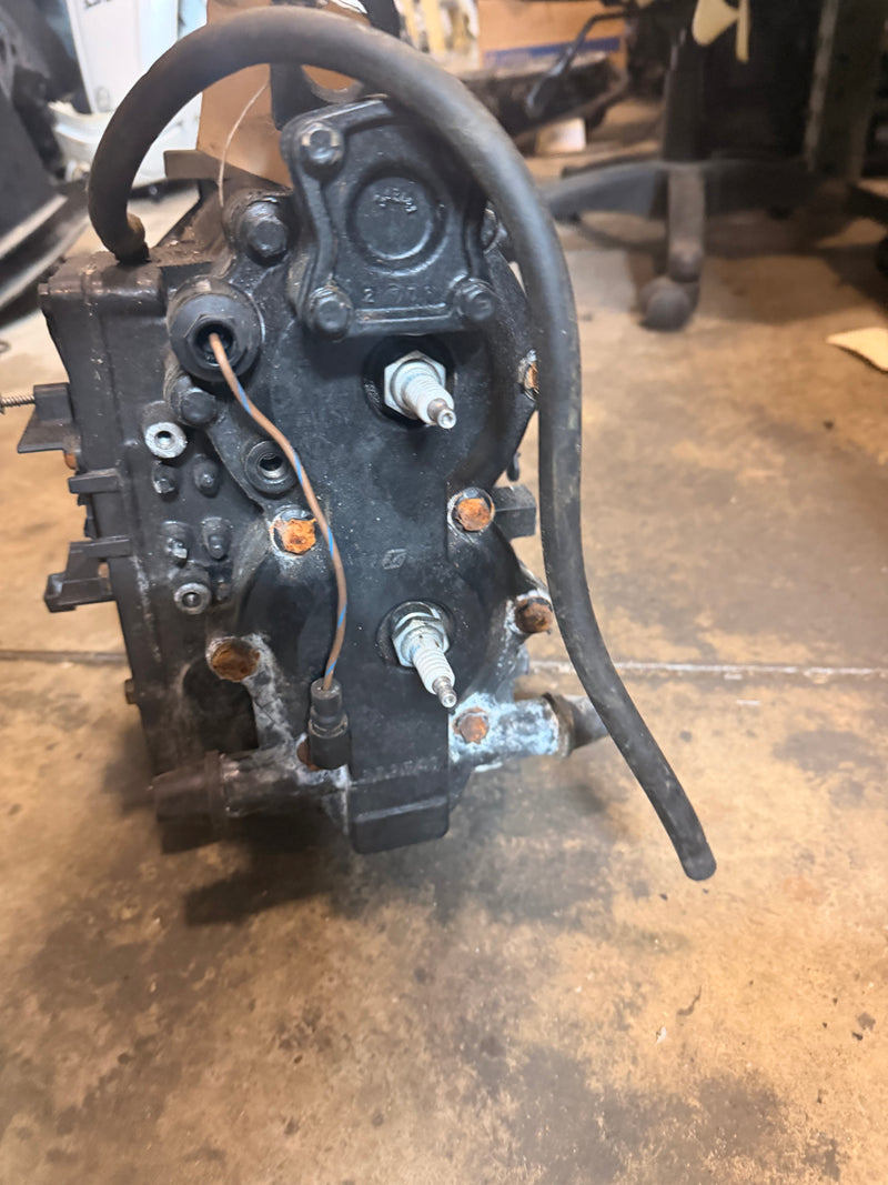 Evinrude 40hp 2 Stroke Outboard Crankcase Powerhead