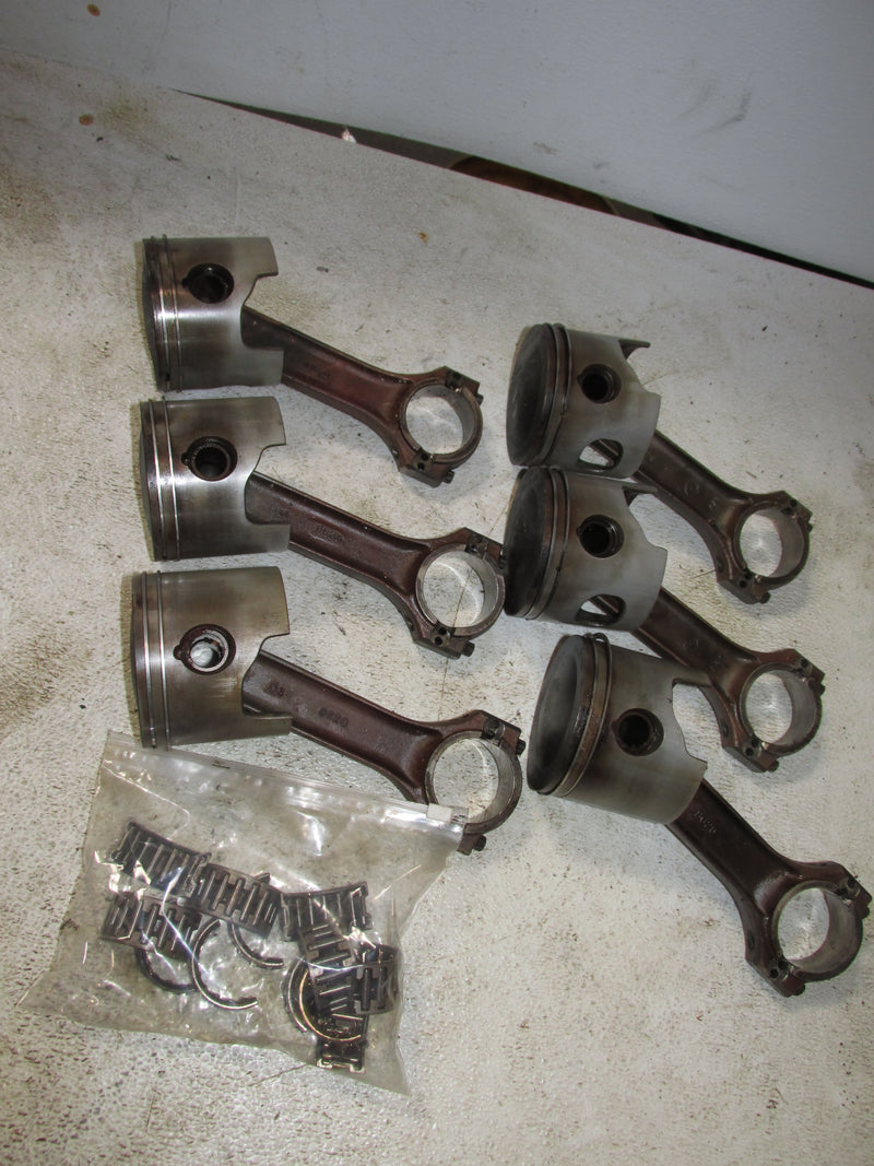 Evinrude 225hp Ocean Pro outboard Piston/Rod set of 6
