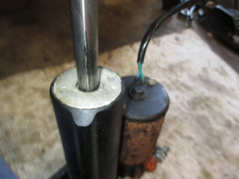 Mercury 90hp 4 stroke outboard tilt trim unit