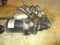 Load image into Gallery viewer, Johnson 90hp 2 stroke outboard tilt trim unit
