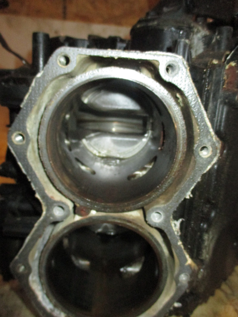 Johnson 90hp 2 stroke outboard crankcase block