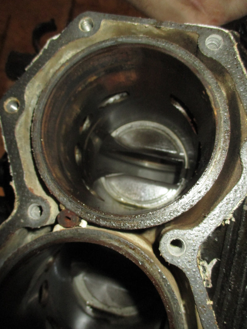 Johnson 90hp 2 stroke outboard crankcase block