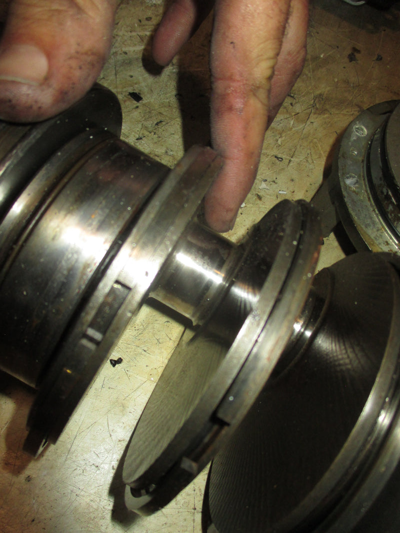 Johnson 90hp 2 stroke outboard crankshaft (434769)