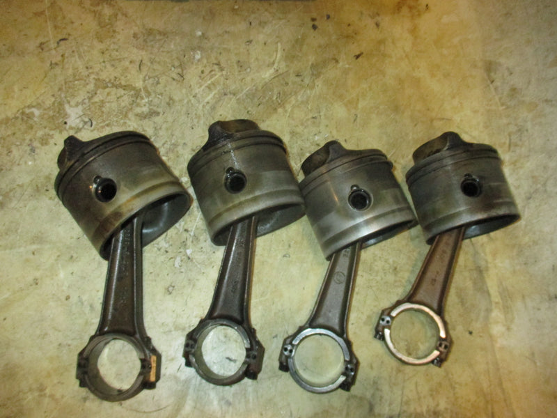 Johnson 90hp 2 stroke outboard piston and rod set (328355)