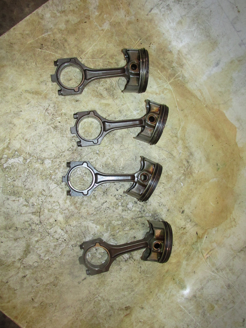 Yamaha 225hp 4 Stroke Outboard Piston and rod set of 4 (69J-00)