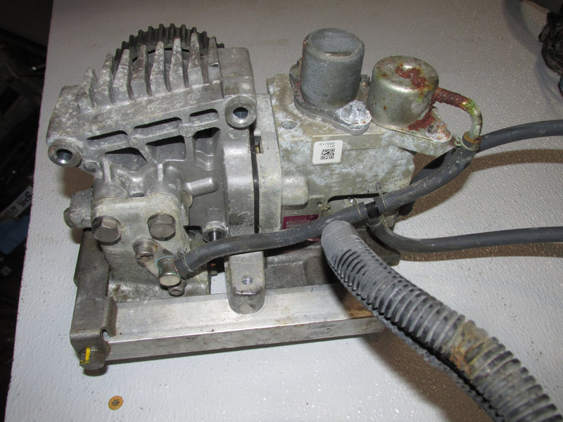 Yamaha 150hp HPDI 2 Stroke Outboard Fuel Injection Pump (68F-13910-00)